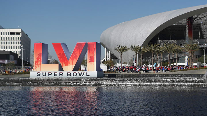 Who is singing the Super Bowl LVI anthem in 2022, include anthem history and start time.