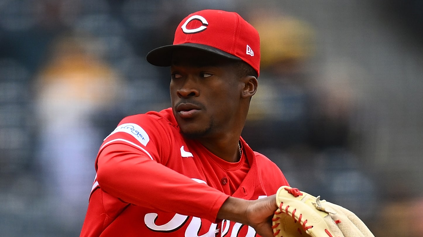 Simple roster move can help Reds replace injured Reiver Sanmartin