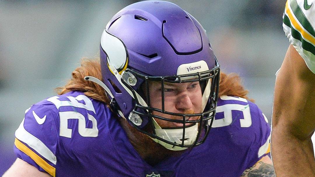 Former Minnesota Vikings DL James Lynch