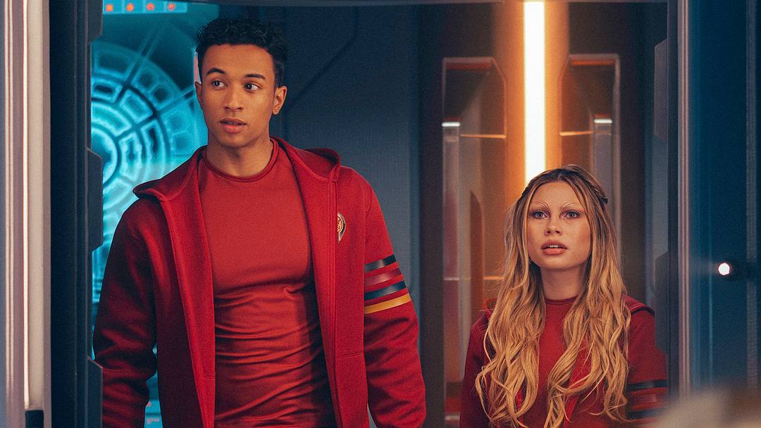L-R: Sandro Rosta as Caleb and Bella Shepard as Genesis in season 1, episode 7, of Star Trek: Starfleet Academy streaming on Paramount+. Photo Credit: Brooke Palmer/Paramount+