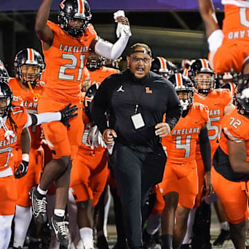 The Lakeland Dreadnaughts returned from California and defeated Central Florida rival Lake Mary, 32-13, on Friday.