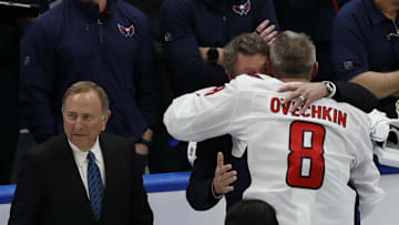 Alex Ovechkin, Wayne Gretzky, Washington Capitals Mandatory Credit: Geoff Burke-Imagn Images