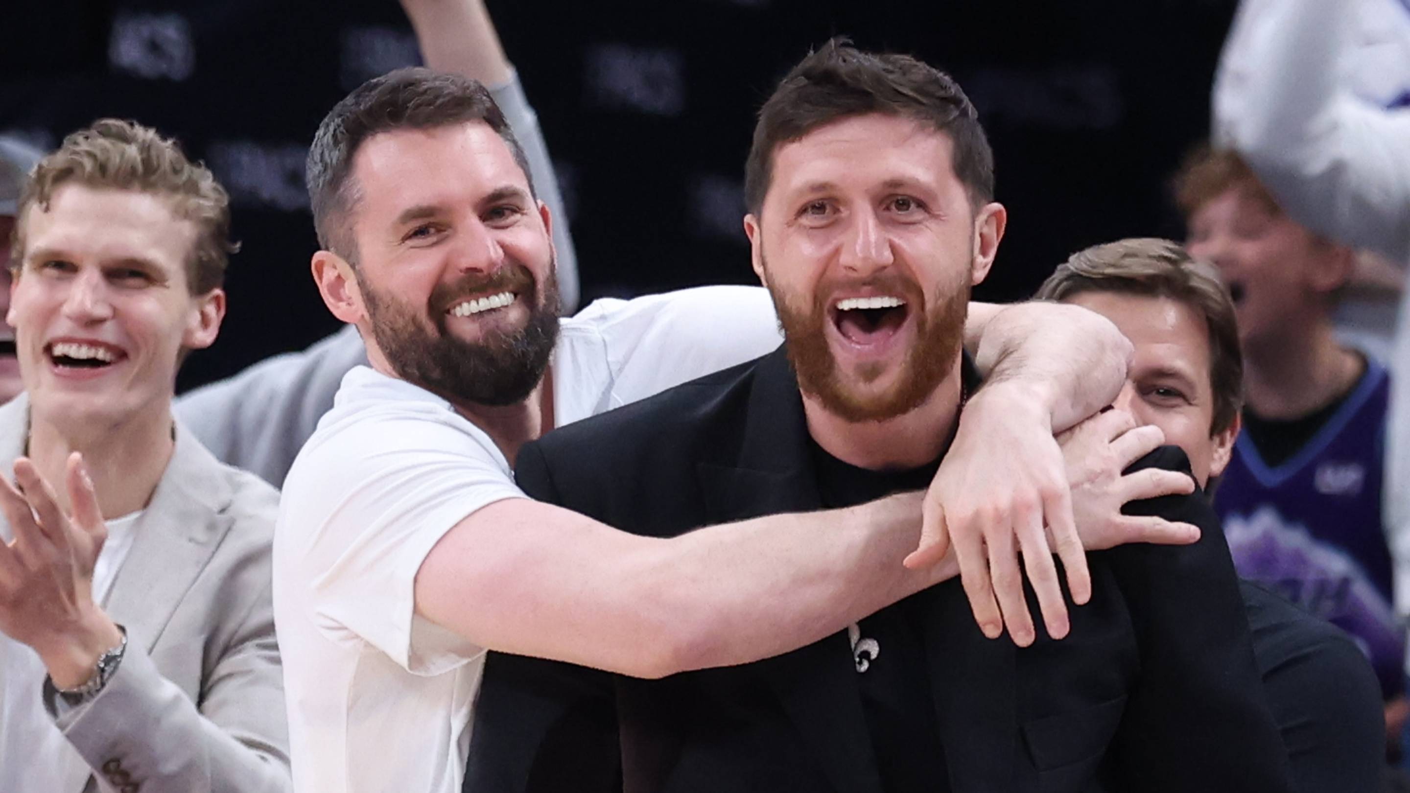 Jusuf Nurkic injury could clear runway for Kevin Love-Jazz reunion