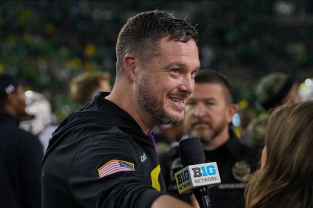 Indiana coach Curt Cignetti Autzen Stadium Oregon Ducks Dan Lanning College Football dante moore NIL name image likeness rich