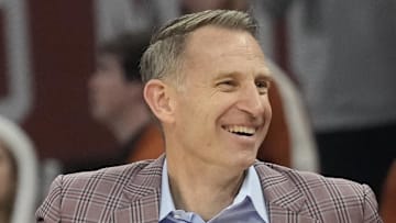 Alabama head basketball coach Nate Oats launched an underhanded compliment at Auburn's Chad Baker-Mazara