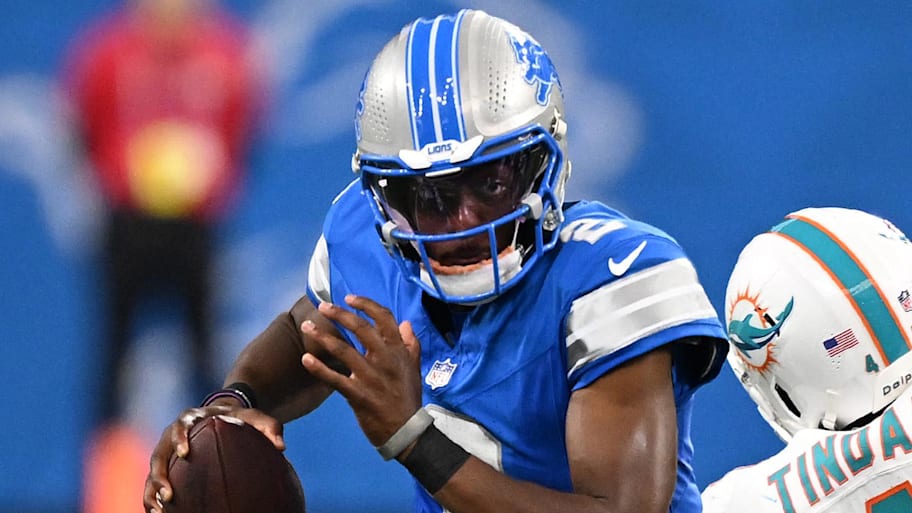 Detroit Lions quarterback Hendon Hooker (2). | Lon Horwedel-Imagn Images