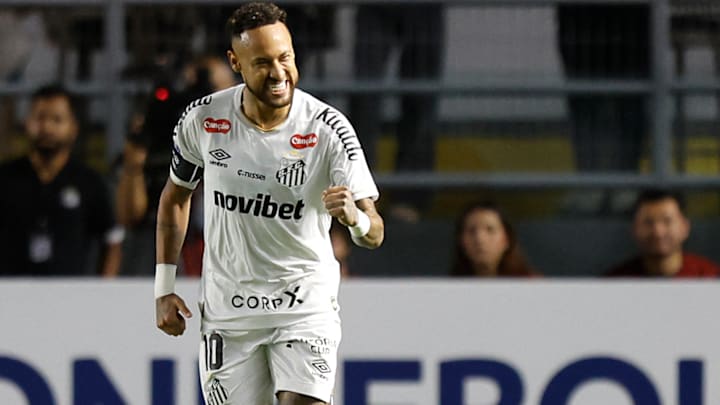 Neymar marcou o gol do Santos contra o Recoleta, pela 2ª rodada da fase de grupos da Sul-Americana 2026