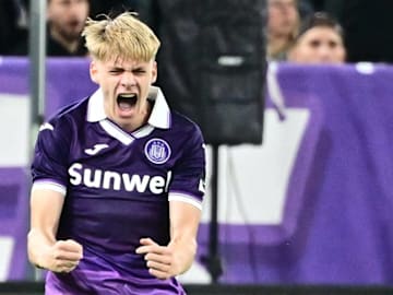 Nathan De Cat im Bundesliga-Fokus