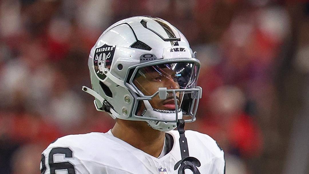 Las Vegas Raiders cornerback Darien Porter.
