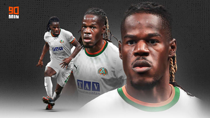 Gaïus Makouta, avec Alanyaspor Gaïus Makouta, avec Alanyaspor