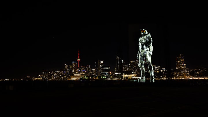 Master Chief surveys the city of Toronto, Canada.