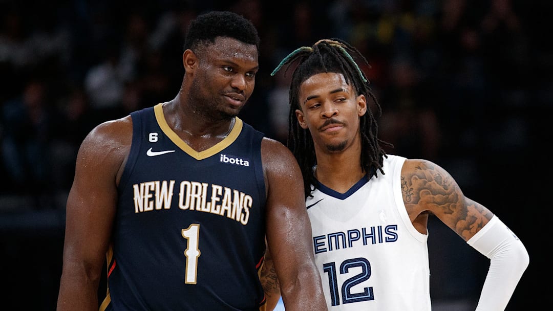 Zion Williamson (left) and Ja Morant (right)