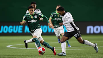 Veiga marcou dois no último jogo entre as equipes, em janeiro de 2024