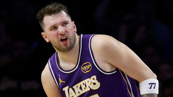 Milwaukee Bucks v Los Angeles Lakers