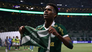 Estêvão é um dos destaques do Palmeiras em 2024