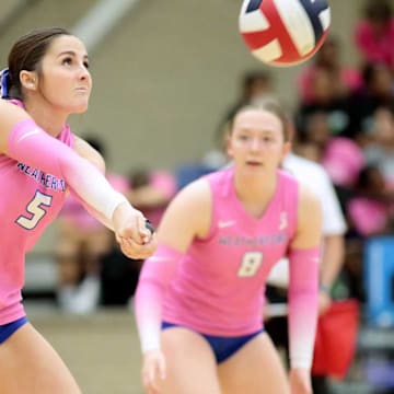 Weatherford's Kyler Kemp digs the ball out in a game against Mansfield Lake Ridge. Weatherford lost in the bi-district playoffs.