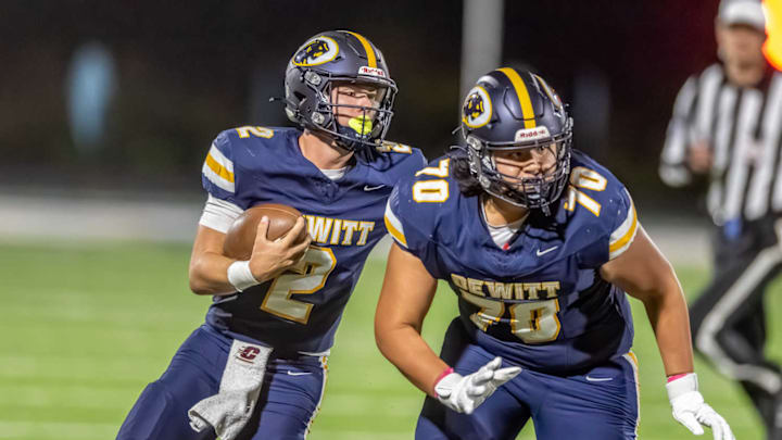 No. 9 DeWitt travels to take on Everett on Friday night at 7:00 p.m. No. 9 DeWitt travels to take on Everett on Friday night at 7:00 p.m.