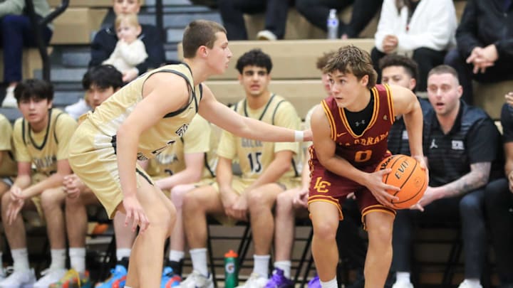 La Canada takes on St. Francis in a 2025 holiday tournament.
