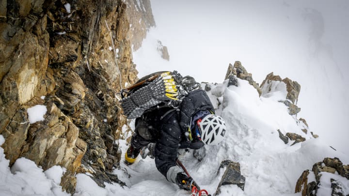 House's Chimney on K2