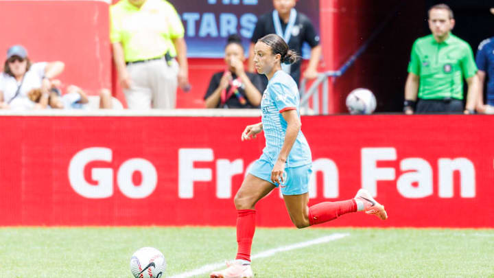 Mallory Swanson in action for the Chicago Stars