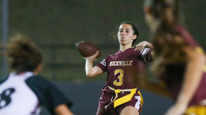 Niceville QB Amber Villareal looks for a receiver during the Niceville Navarre girls flag football game at Niceville..
Niceville Navarre Flag Football Niceville QB Amber Villareal looks for a receiver during the Niceville Navarre girls flag football game at Niceville..
Niceville Navarre Flag Football