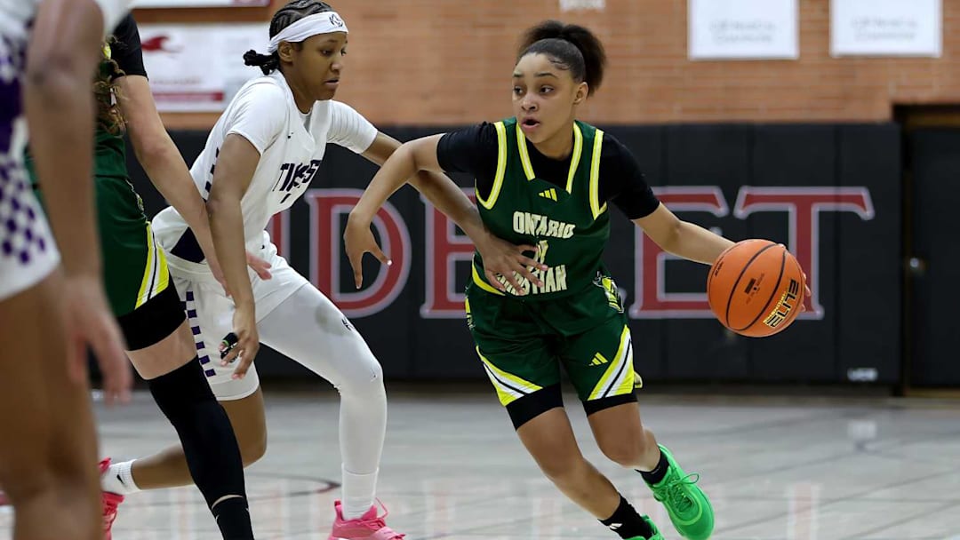 Kaleena Smith, Ontario Christian junior point guard and No. 1 recruit for the 2027 class, outdid herself if that's possible with a 50-point explosion lead her No. 1 ranked team in the country over No. 3 Mitty in a double-overtime classic. 
