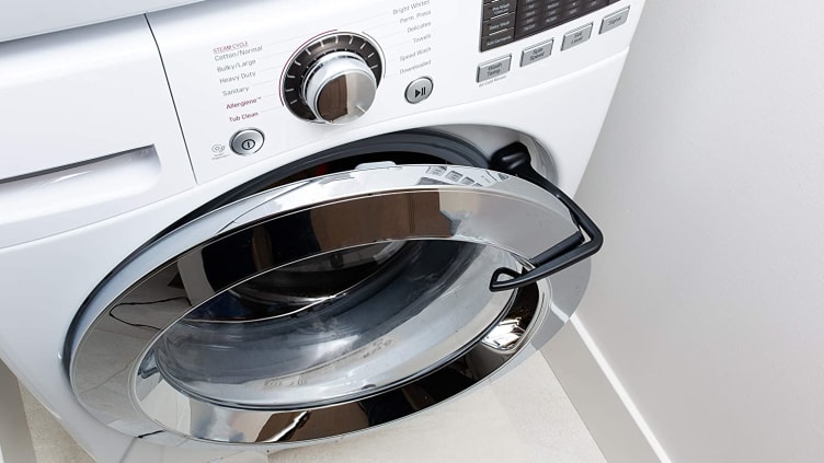 Take the hassle out of pulling fresh clothes out of your washing machine.