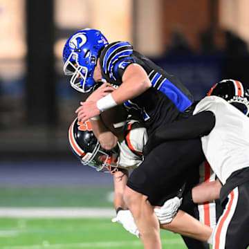 The Darien Blue Wave come in at No. 5 in the latest Class L high school football computer rankings.