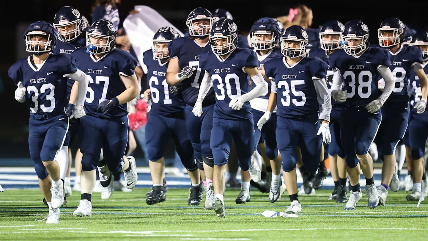 Pennsylvania (PIAA) high school football playoff 2024 brackets