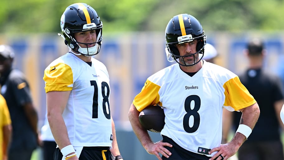 Aaron Rodgers is ready to help out rookie Will Howard however he can. | Joe Sargent/Getty Images