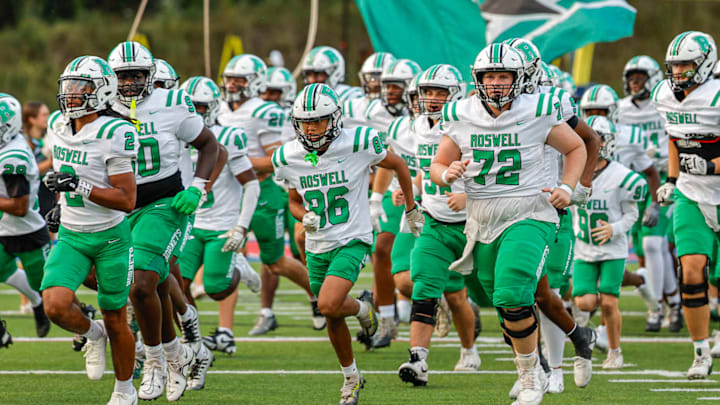 The Roswell Hornets made a major move in the Top 25 rankings, climbing seven spots this week, to No. 10. The Roswell Hornets made a major move in the Top 25 rankings, climbing seven spots this week, to No. 10.