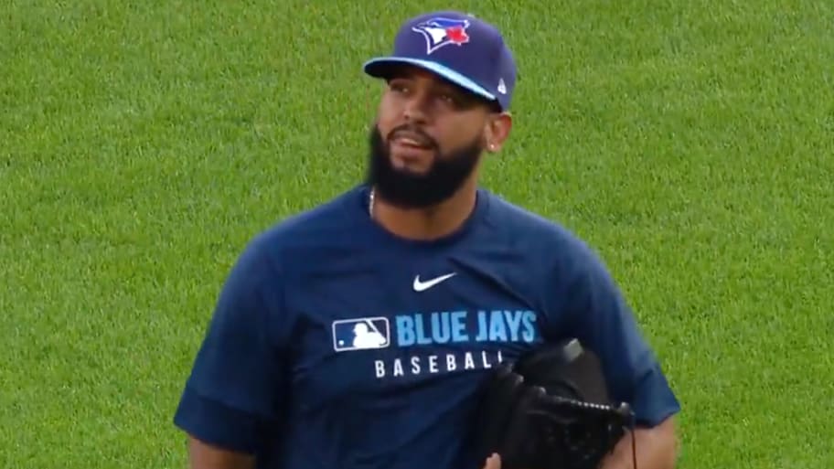 Seranthony Dominguez did not wait long to make an impression on his new team. | @MLB / X