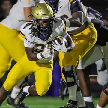 St. Thomas Aquinas beat rival Chaminade-Madonna in a critical South Florida rivalry game.