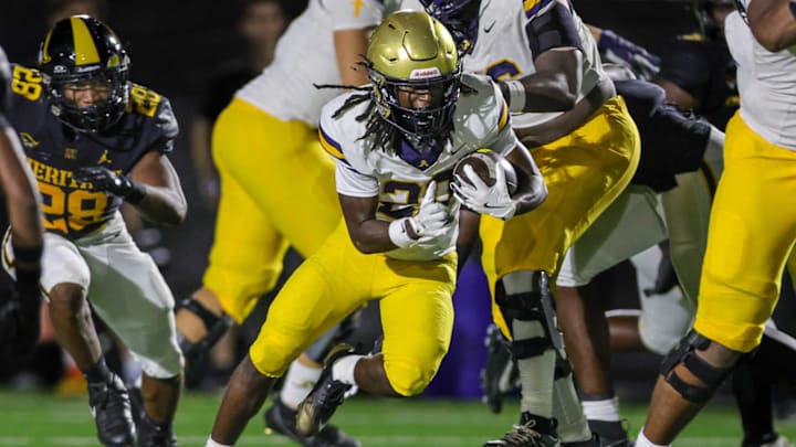 St. Thomas Aquinas beat rival Chaminade-Madonna in a critical South Florida rivalry game.