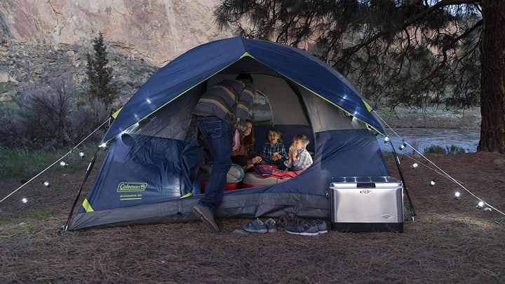 9 Basic Camping Gear Essentials from