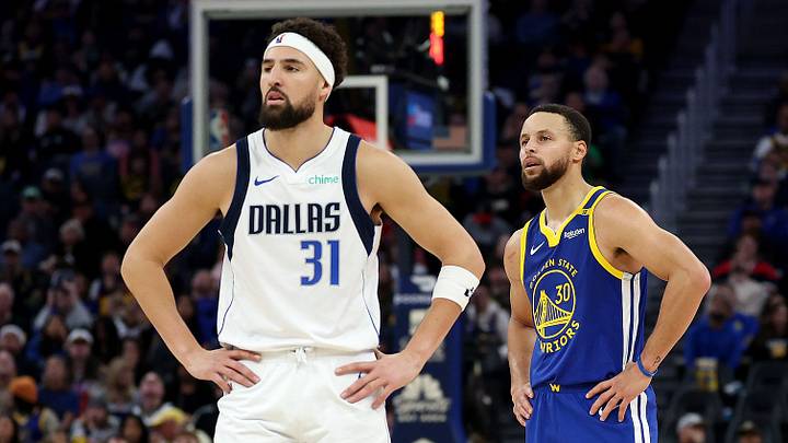 Klay Thompson and Stephen Curry (Photo by Ezra Shaw/Getty Images)