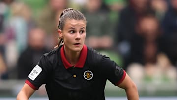 Aufmerksam am Ball: Katharina Piljić