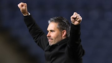 Oxford United FC v Queens Park Rangers FC - Sky Bet Championship