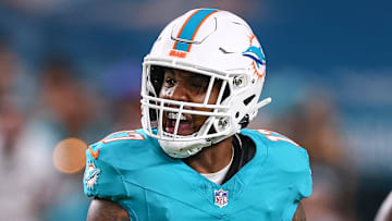 Tennessee Titans v Miami Dolphins