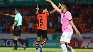 พีที ประจวบ เอฟซี - เชียงใหม่ ยูไนเต็ด