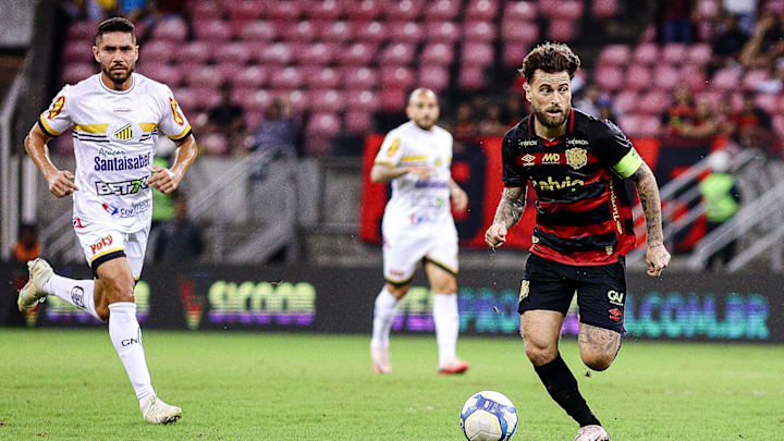 Lucas Lima, meio-campista do Sport em 2024