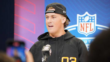 Jaxson Dart QB Ole Miss