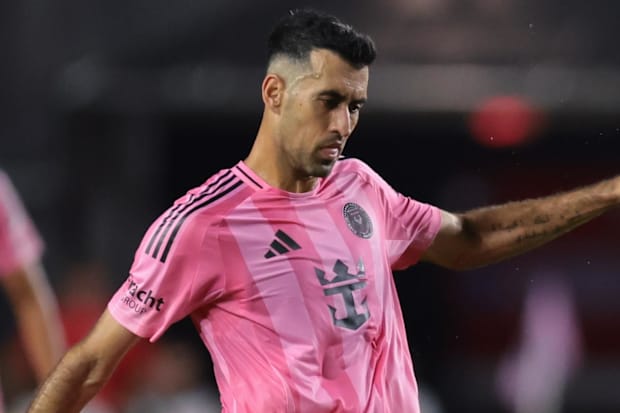 เซร์คิโอ บุสเกตส์ เซร์คิโอ บุสเกตส์