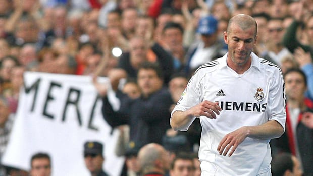 Zinedine Zidane against Villarreal in 2006. 