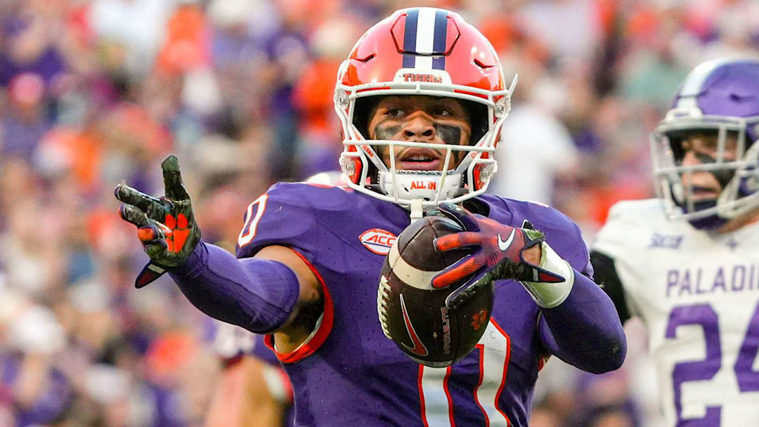 Clemson wide receiver Antonio Williams(0)