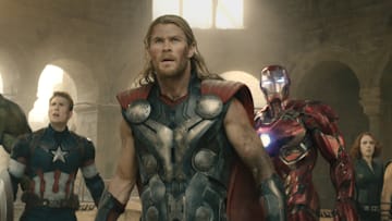 Marvel's Avengers: Age Of Ultron..L to R: Hulk (Mark Ruffalo), Captain America (Chris Evans), Thor (Chris Hemsworth), Iron Man (Robert Downey Jr.), Black Widow (Scarlett Johansson), and Hawkeye (Jeremy Renner)..Ph: Film Frame..©Marvel 2015