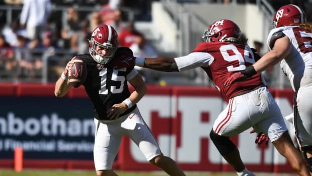 Alabama football players during final spring scrimmage