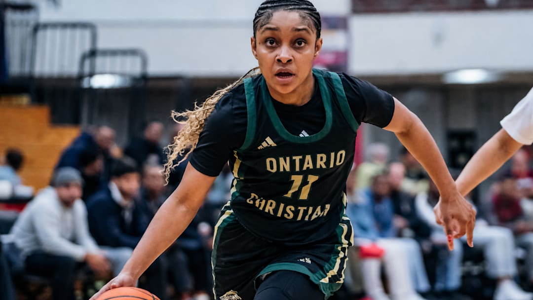 Ontario Christian's Kaleena Smith is the No. 1 recruit in the 2027 class. She leads Knights to second straight Open Division championship. She had 24 points in a 56-49 win over Mitty. 