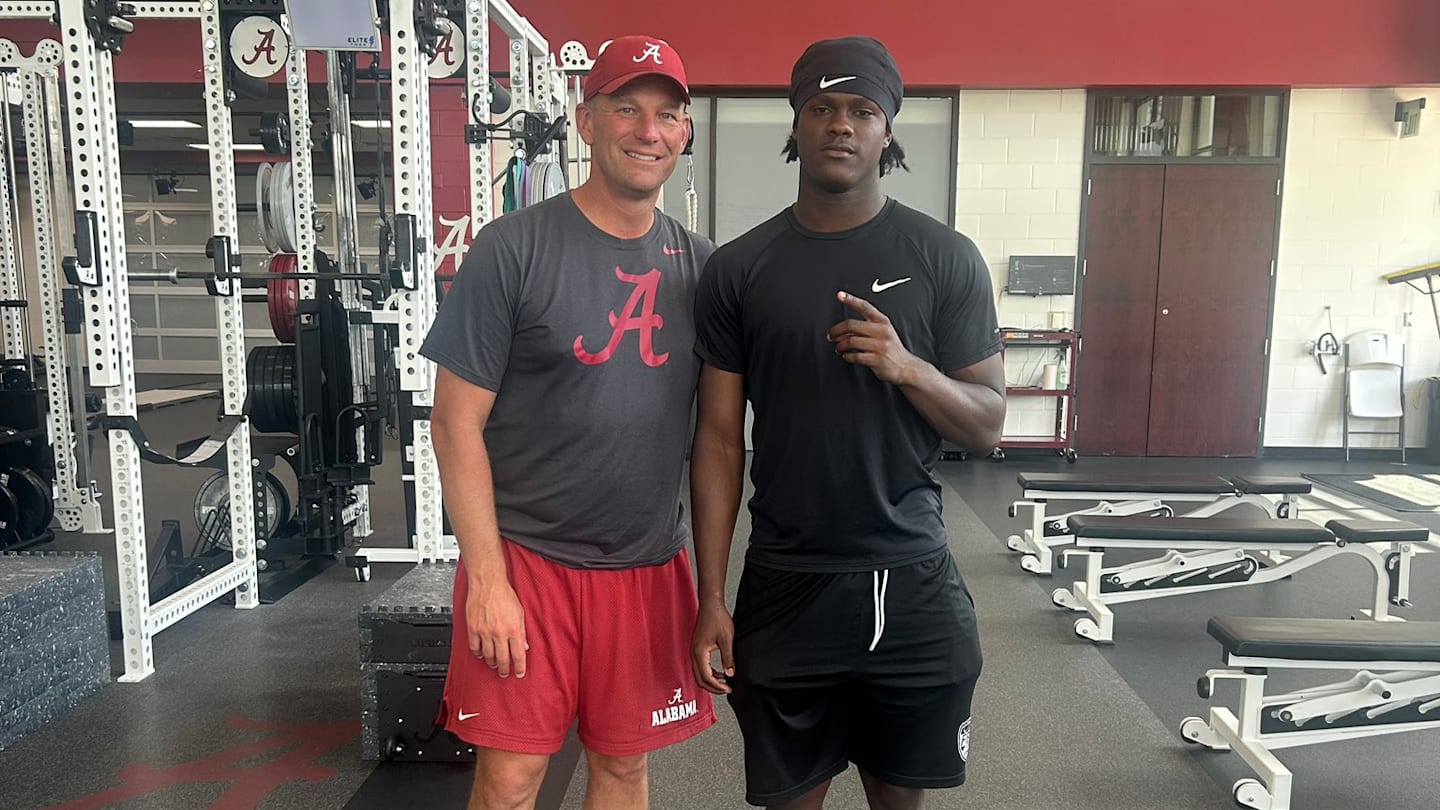 Ole Miss Football, USC Trojans, Florida Gators Among Finalists for Top-100 Prospect