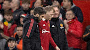 Donny van de Beek absen bela Manchester United hingga akhir musim akibat cedera